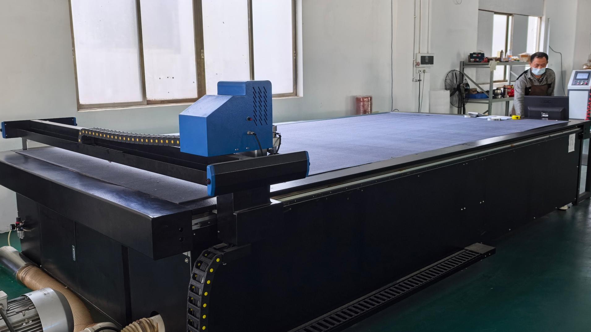 LKBELT workshop cutting equipment with belt material